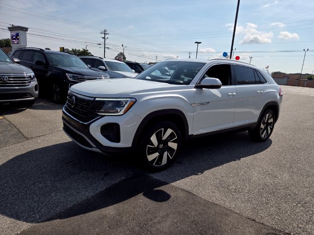 New 2026 Volkswagen Atlas Cross Sport SEL AWD/4WD image 3