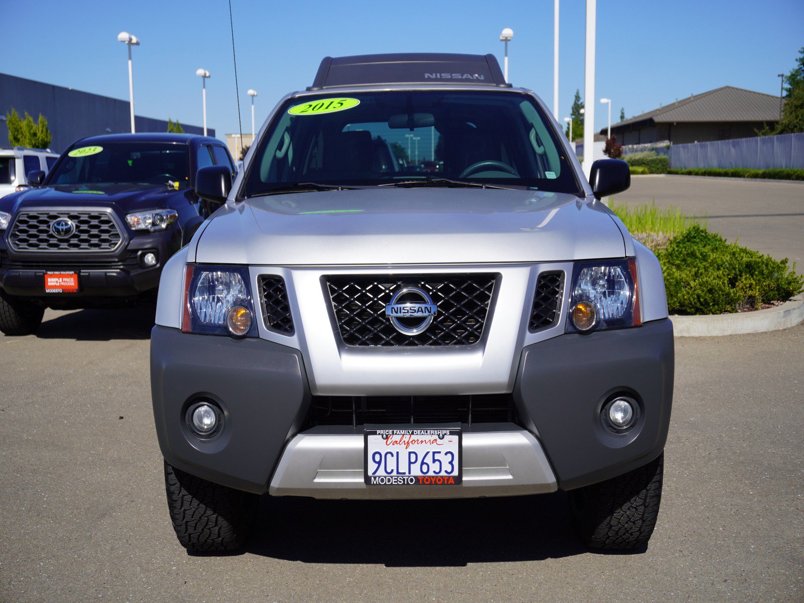 Used 2015 Nissan Xterra S w/ Value Package RWD image 7
