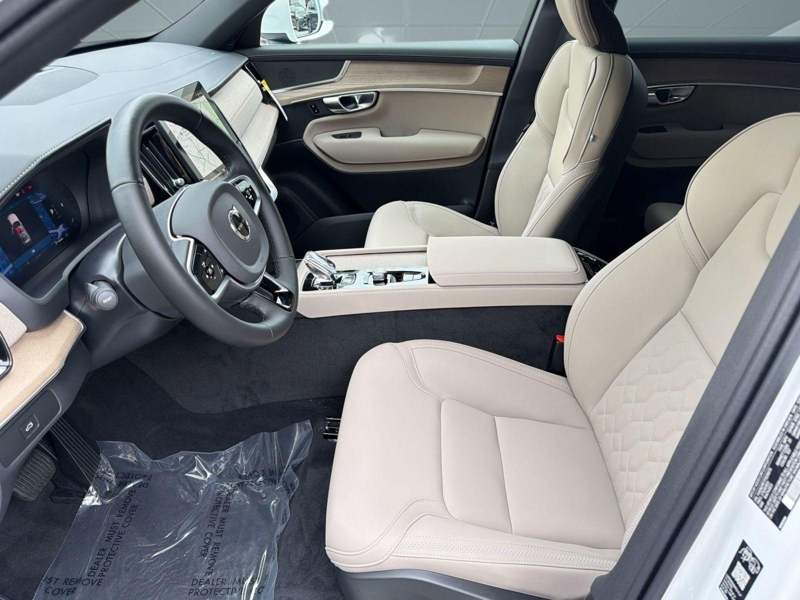 New 2026 Volvo XC90 B6 Plus w/ Protection Package AWD/4WD image 5