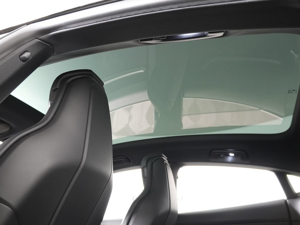 New 2026 Porsche Taycan 4S AWD/4WD image 19