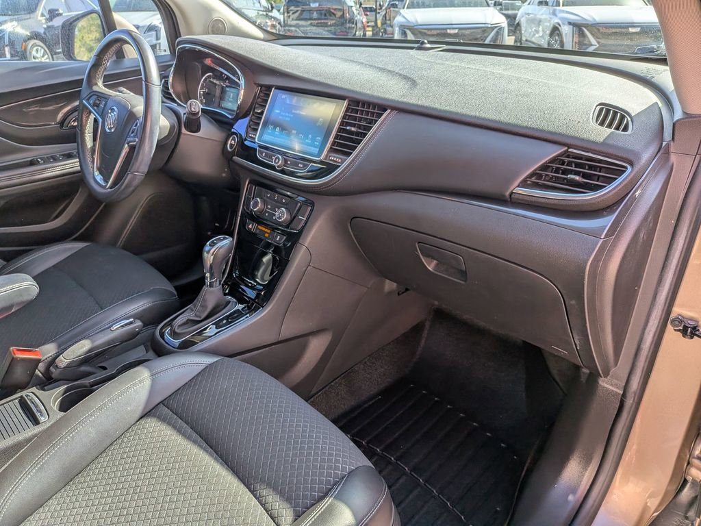 Used 2018 Buick Encore Preferred image 30