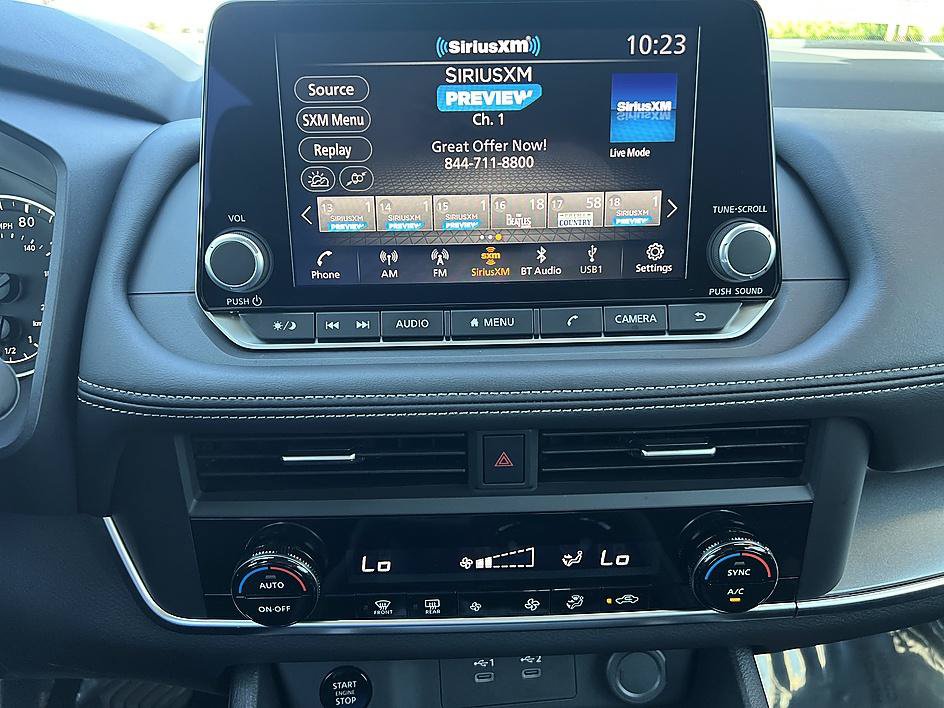 Certified 2025 Nissan Rogue SV FWD image 24