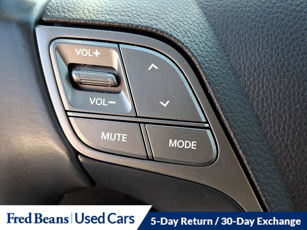 Used 2017 Hyundai Santa Fe Sport w/ 2.4L Tech Package 04 image 25