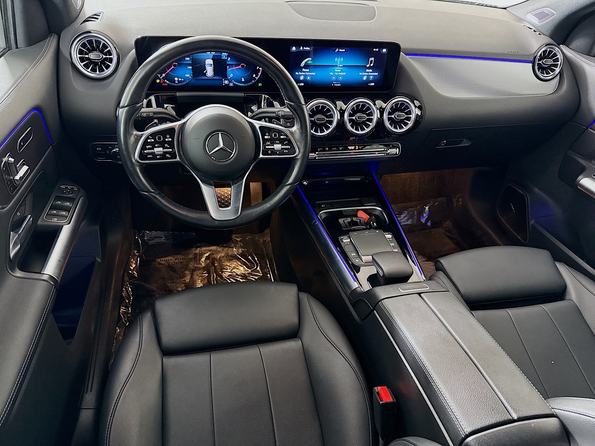 Used 2023 Mercedes-Benz GLA 250 4MATIC w/ Premium Package image 17