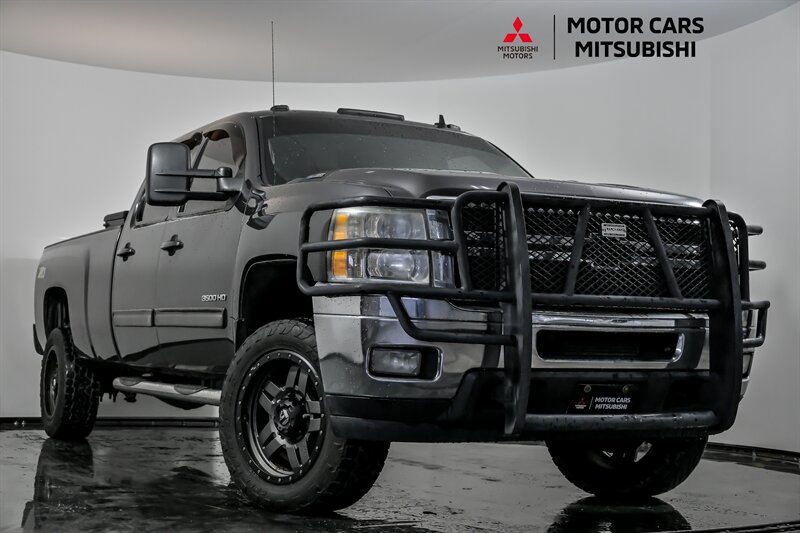 Used 2011 Chevrolet Silverado 3500 LTZ w/ LTZ Plus Package AWD/4WD image 1