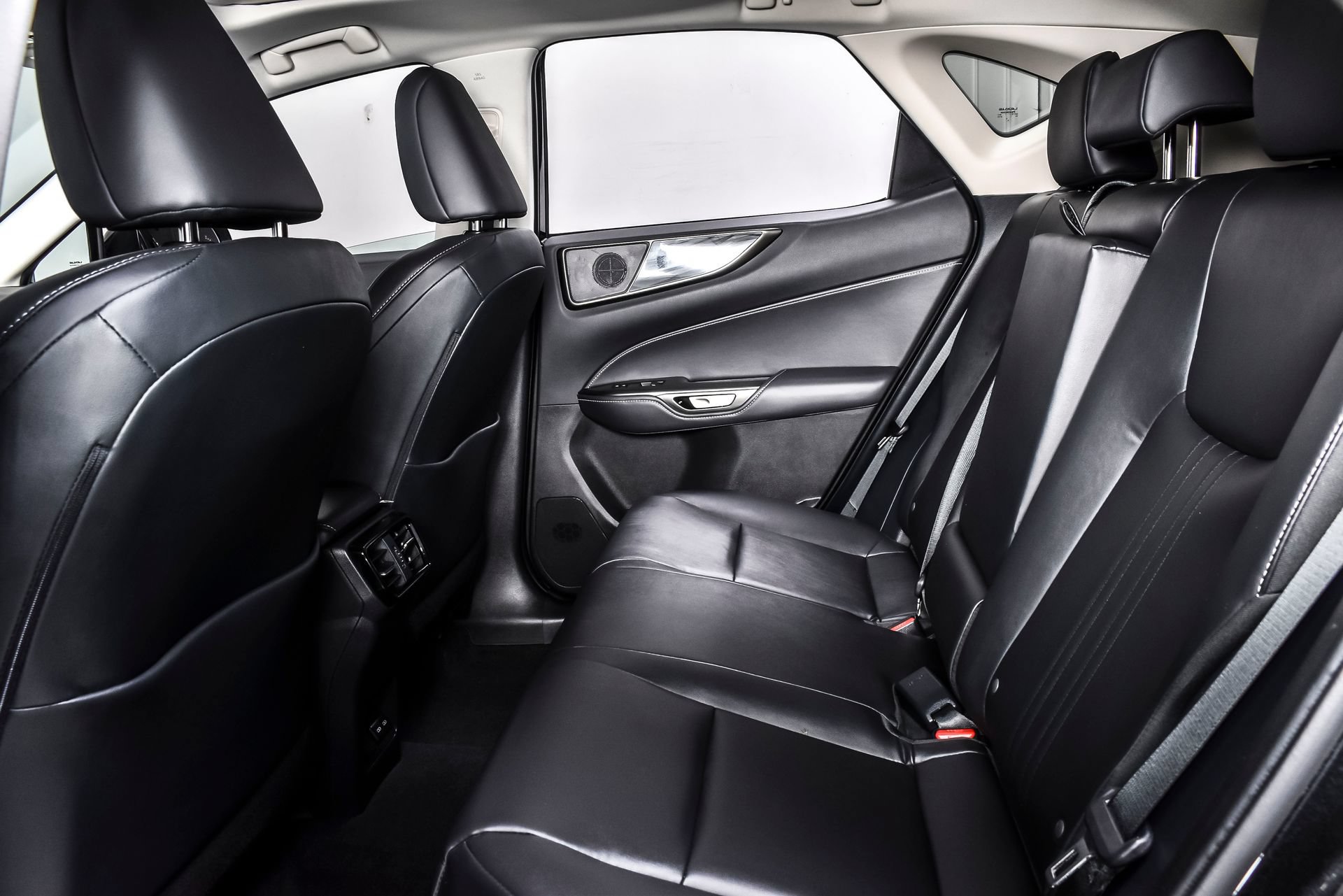 Used 2025 Lexus NX 350h AWD w/ Cold Area Package image 21