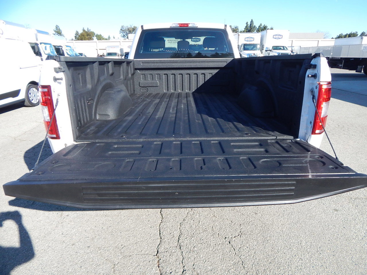 Used 2020 Ford F150 XL w/ Equipment Group 101A Mid image 3