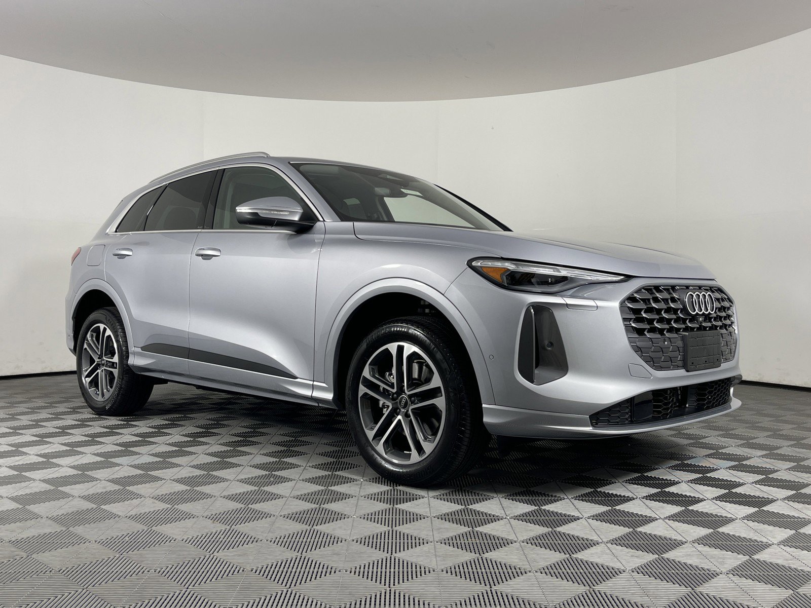 New 2025 Audi Q5 Premium Plus w/ Premium Plus image 15