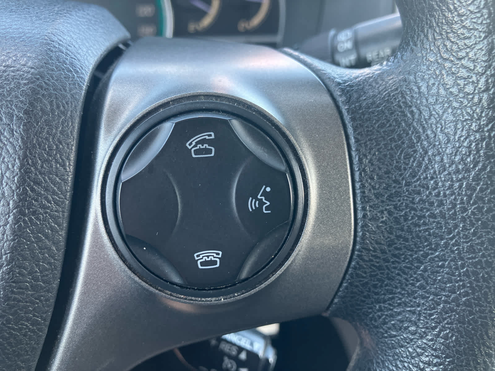 Used 2015 Toyota Venza LE FWD image 15
