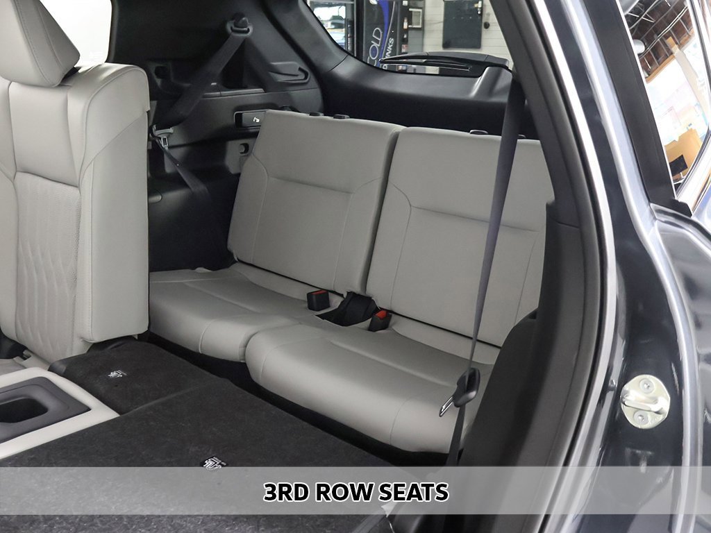 New 2025 Mitsubishi Outlander SEL image 11