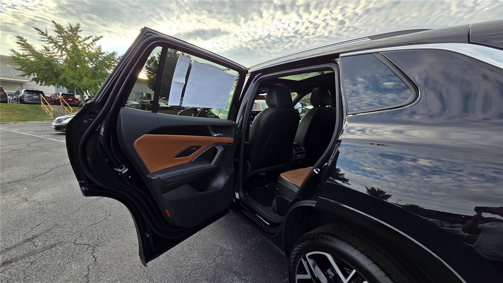 New 2026 Volkswagen Tiguan SEL R-Line AWD/4WD image 26