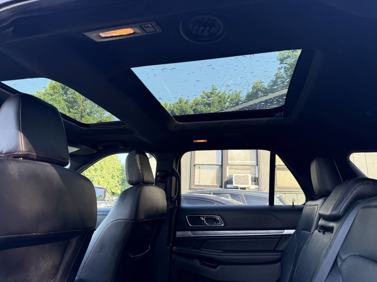 Used 2018 Ford Explorer Sport image 23