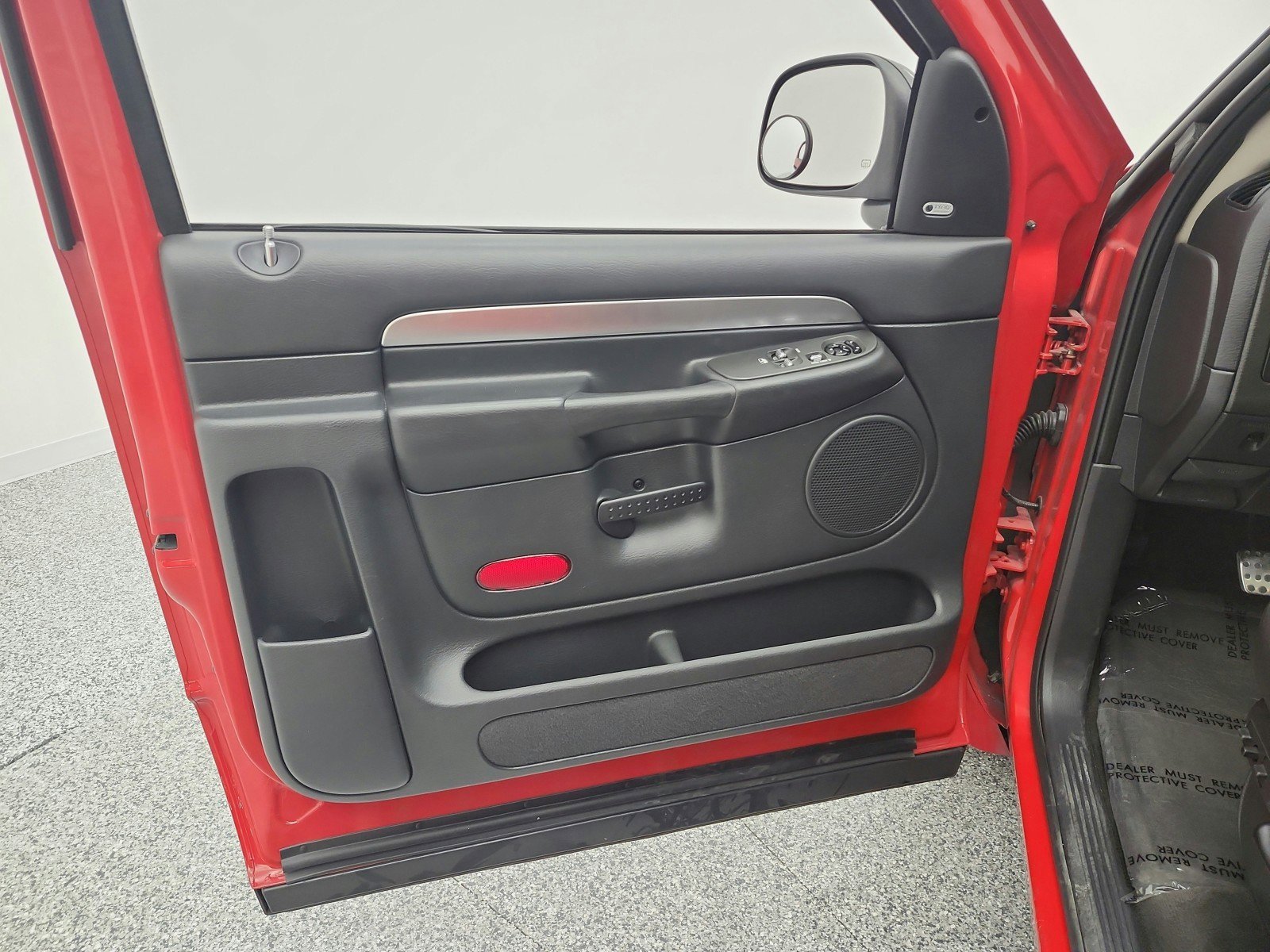 Used 2004 Dodge Ram 1500 Truck 2WD Regular Cab image 9