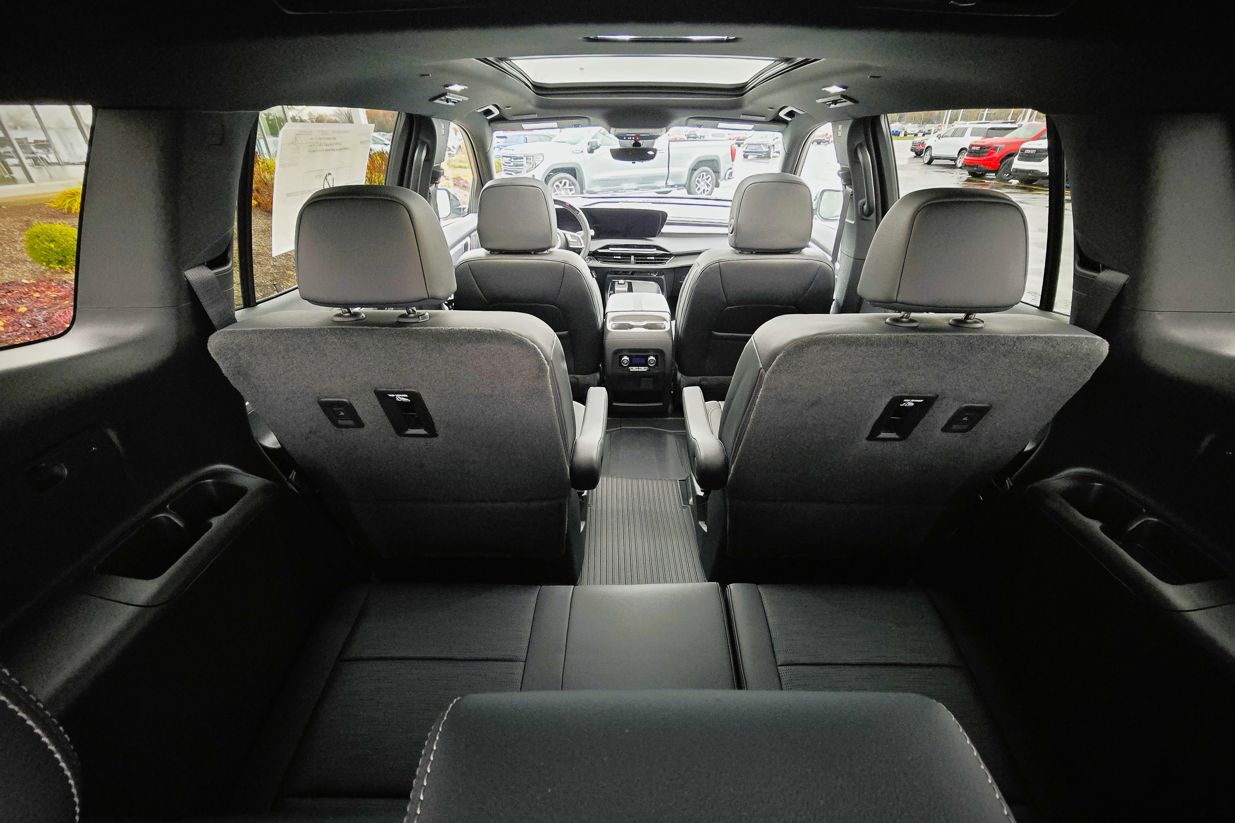 New 2026 Buick Enclave Sport Touring w/ Super Cruise Package image 16