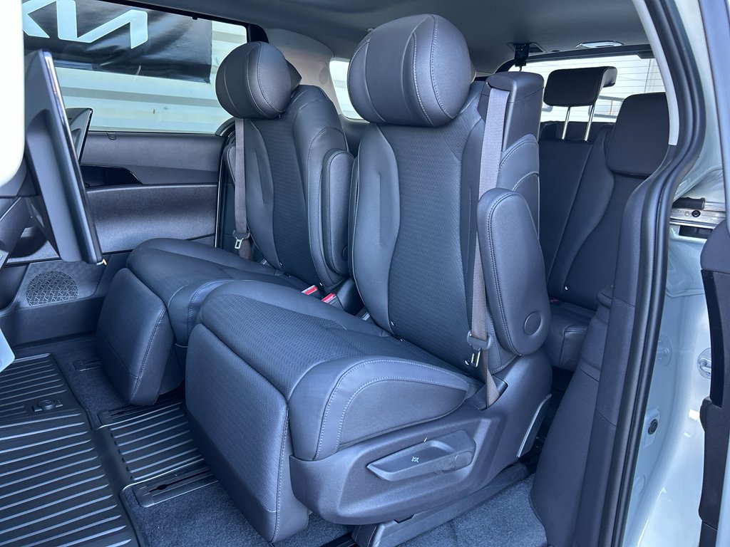 New 2026 Kia Carnival SX Prestige FWD image 12