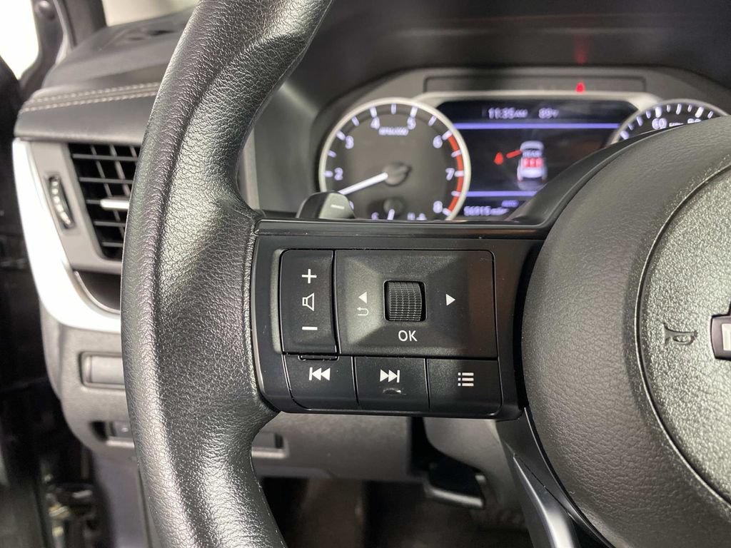 Used 2024 Nissan Rogue SV AWD/4WD image 16