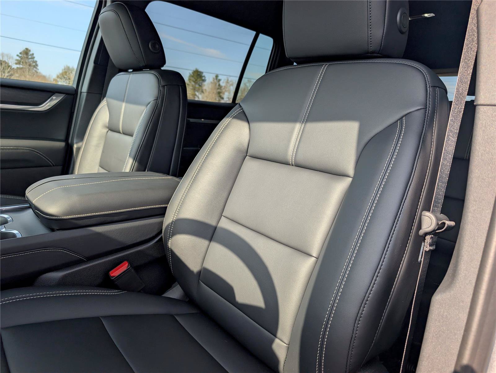 New 2026 GMC Acadia Elevation w/ Black Edition FWD image 12