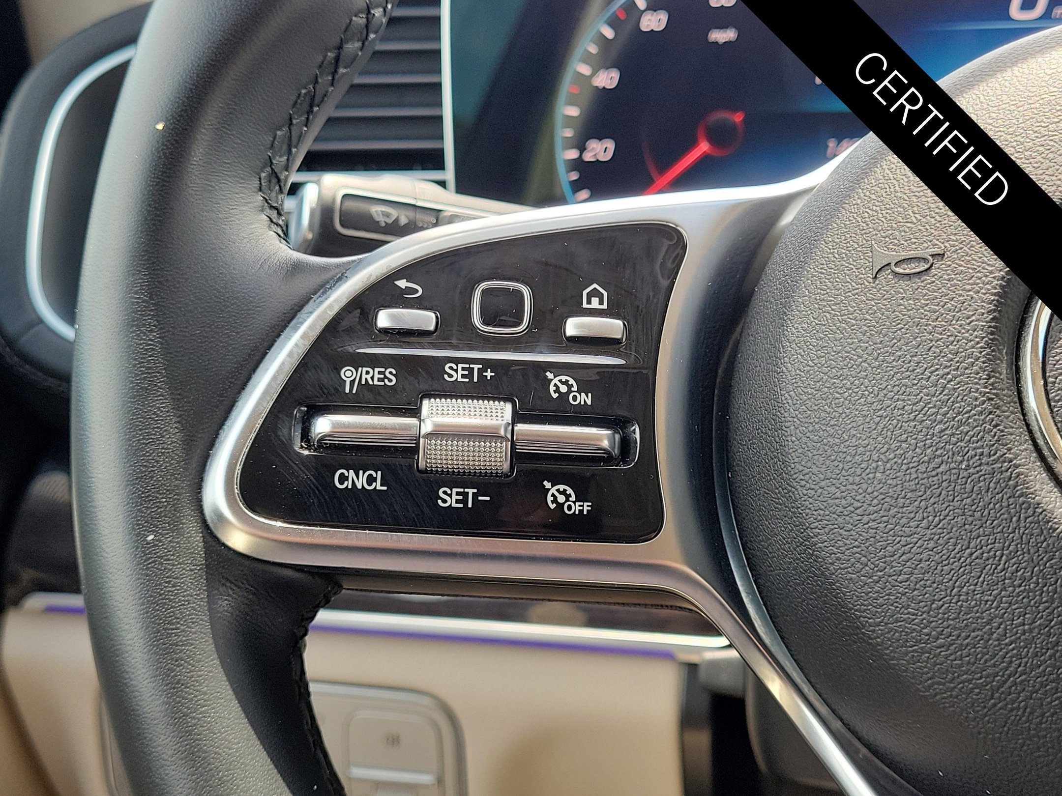 Used 2022 Mercedes-Benz GLS 450 4MATIC image 35