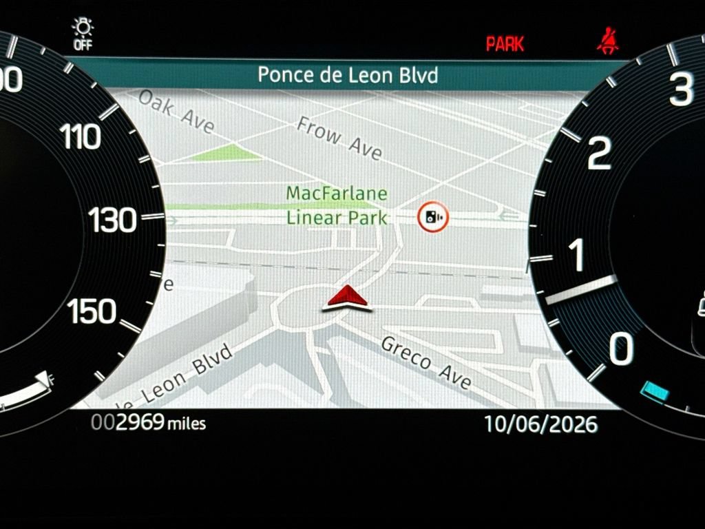 Used 2025 Land Rover Discovery S AWD/4WD image 11