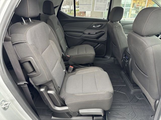 Used 2020 Chevrolet Traverse LT w/ LPO, Black Accent Package image 21