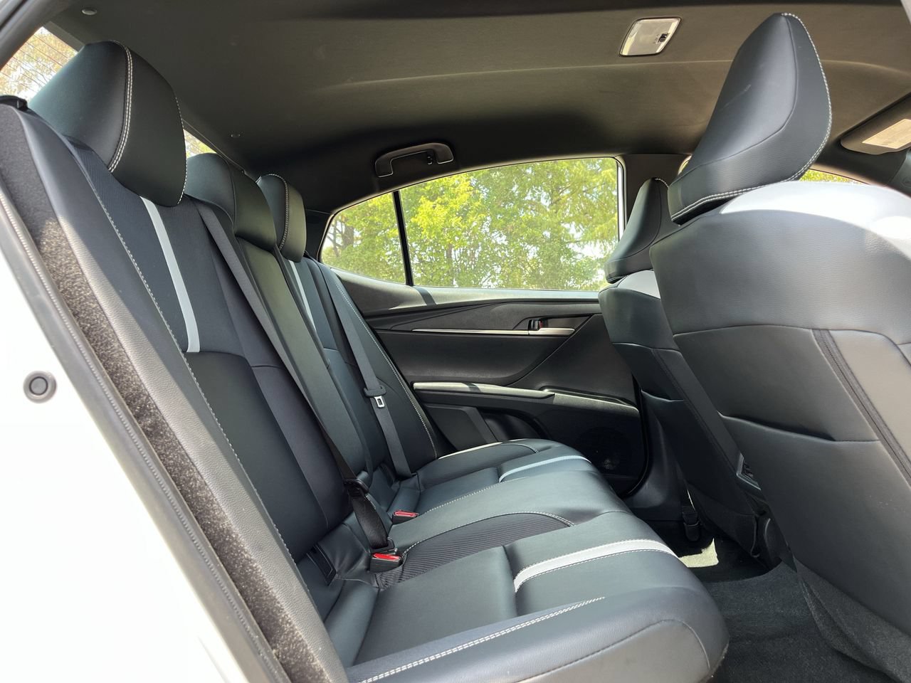 Used 2025 Toyota Camry SE FWD image 26