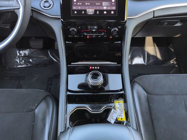Certified 2023 Jeep Grand Cherokee L Laredo AWD/4WD image 23