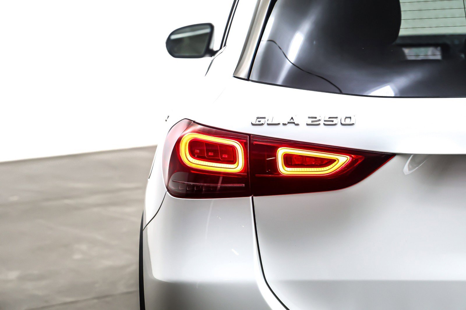 Certified 2023 Mercedes-Benz GLA 250 image 16