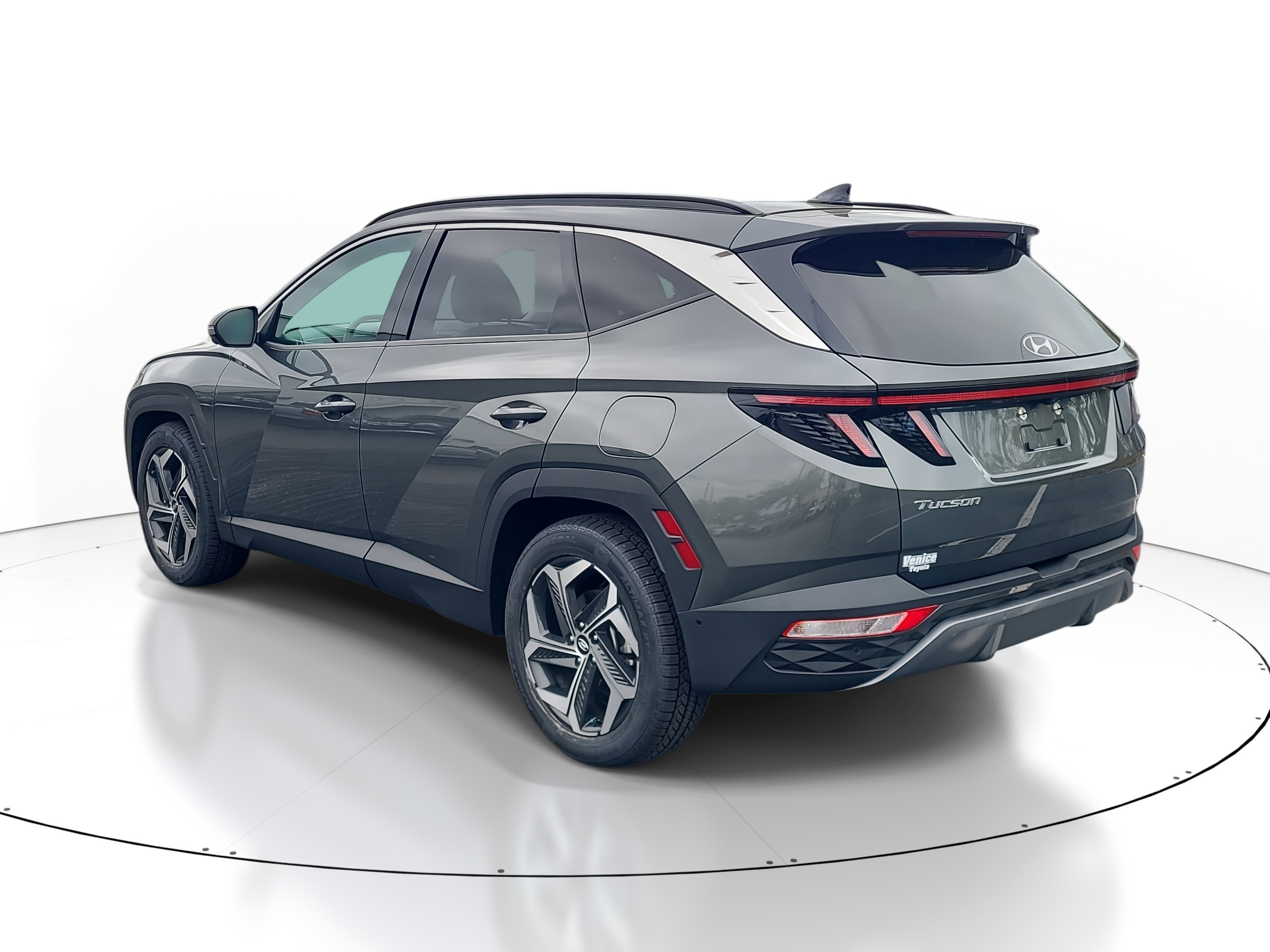 Used 2022 Hyundai Tucson Limited image 4