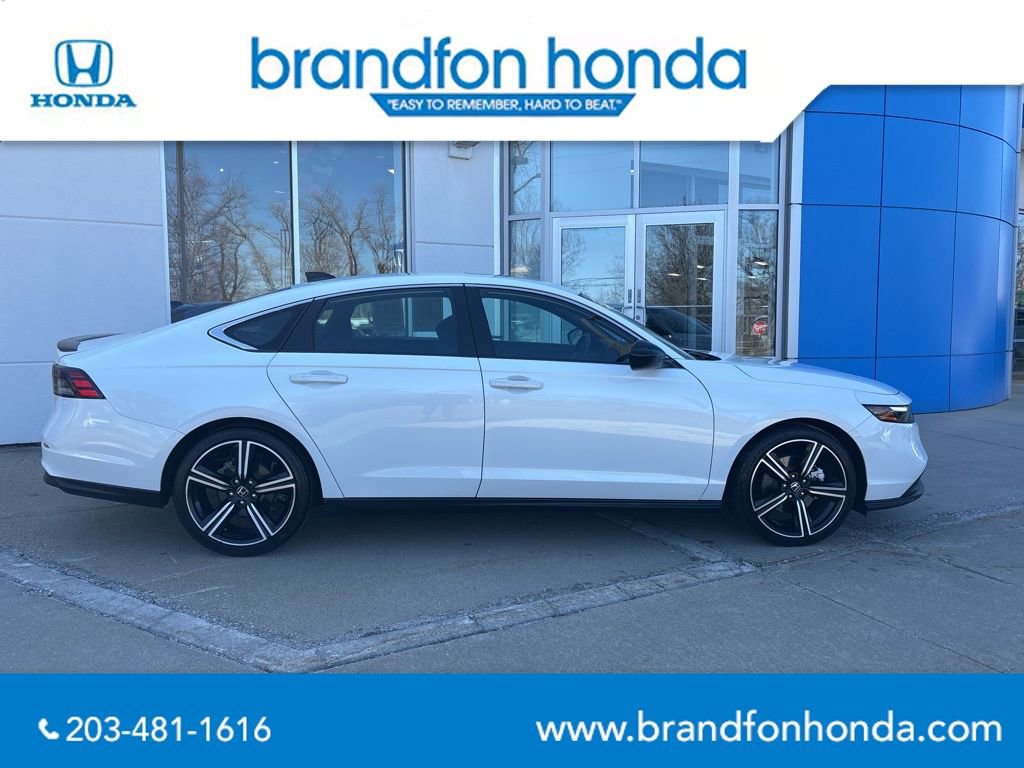 Used 2023 Honda Accord Sport image 7