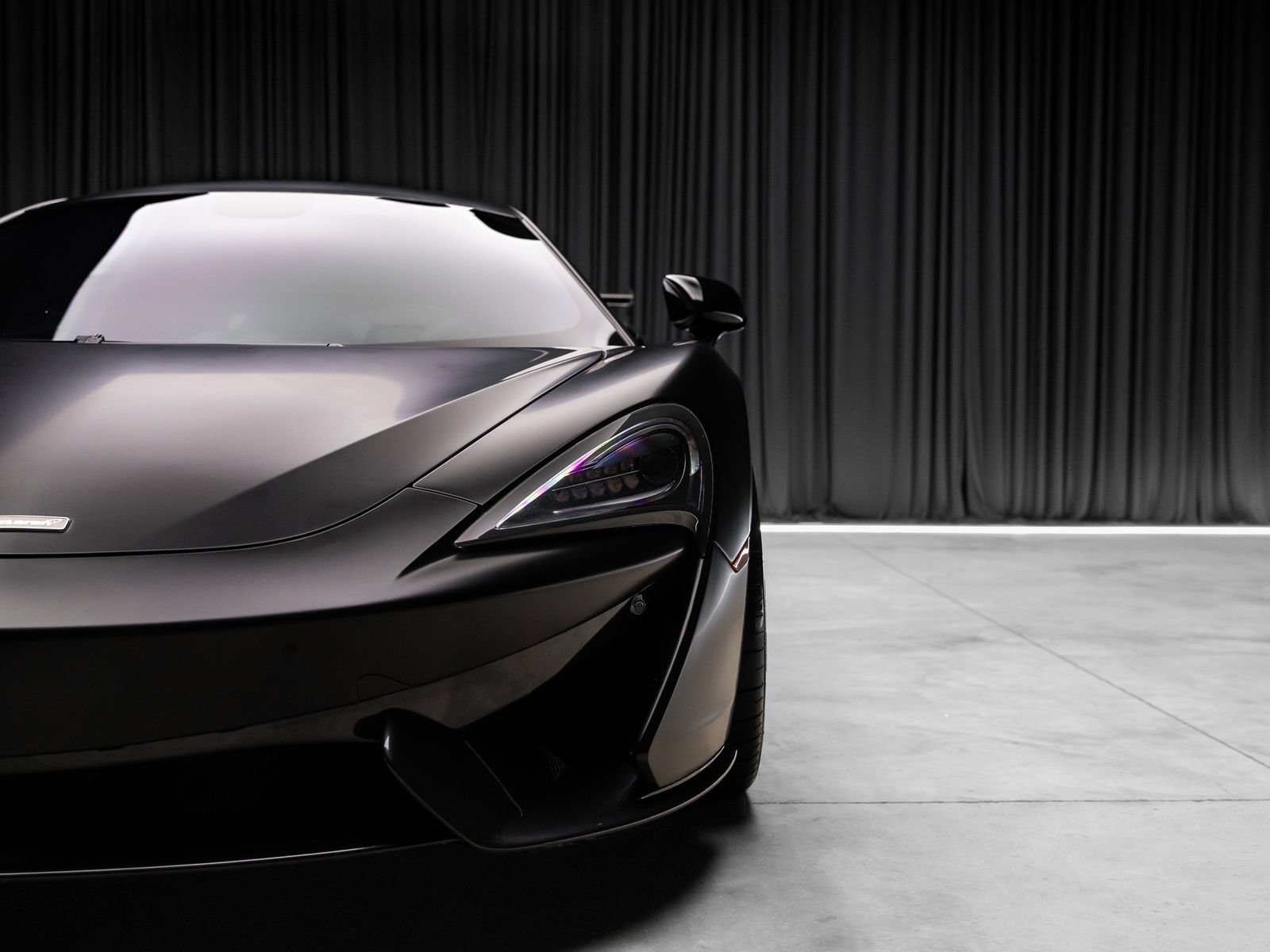 Used 2016 McLaren 570S Coupe RWD image 22