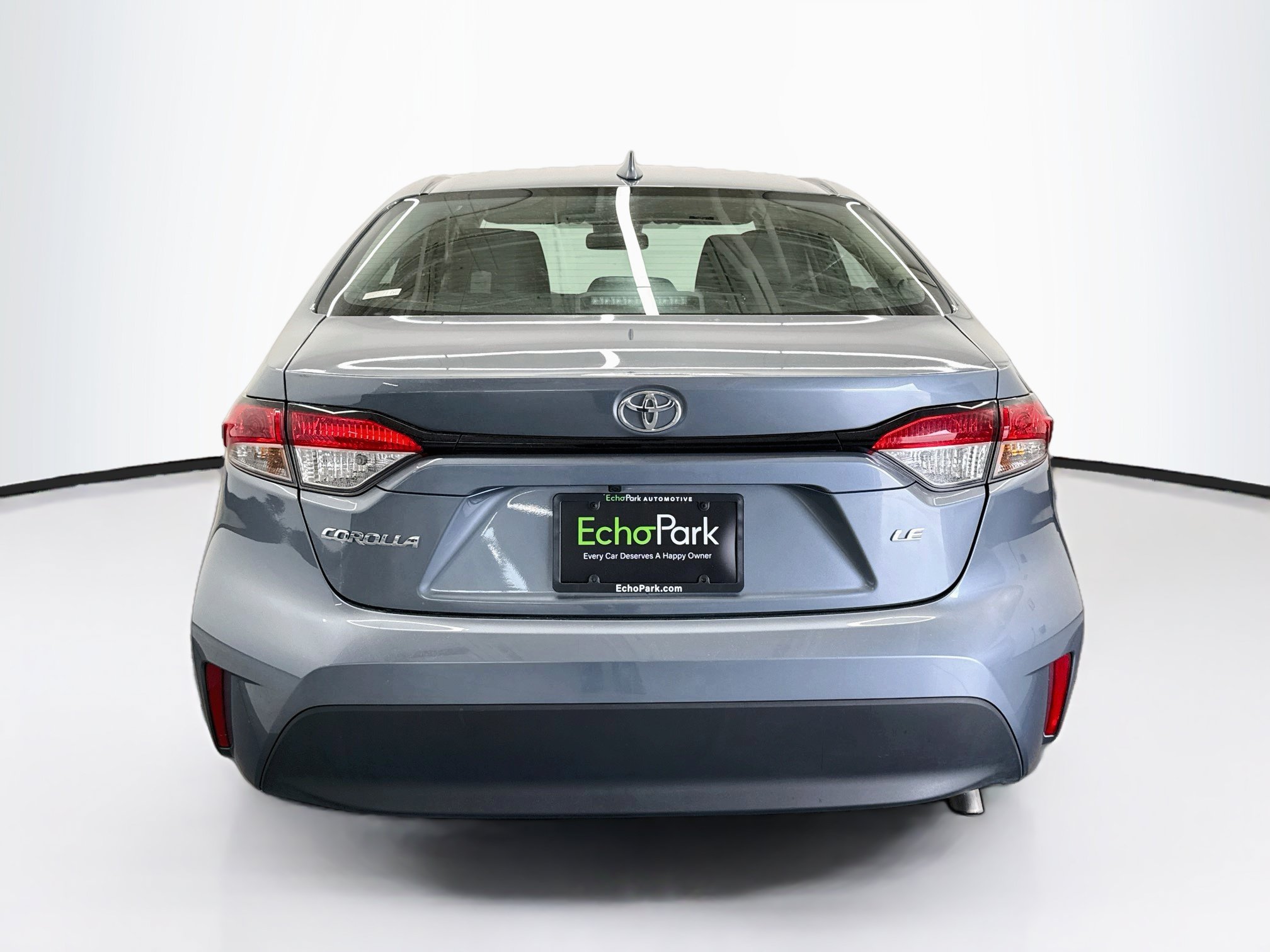 Used 2025 Toyota Corolla LE FWD image 7