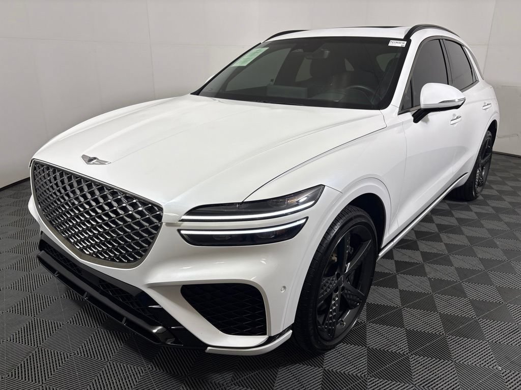 Used 2023 Genesis GV70 3.5T Sport w/ Sport Prestige Package AWD/4WD image 2