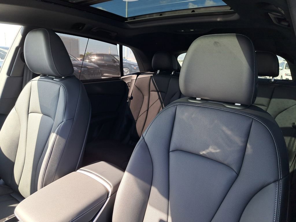 New 2026 Audi Q8 Premium Plus image 17