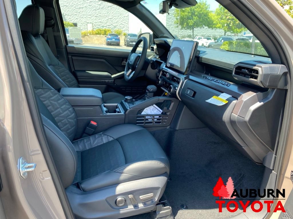 New 2026 Toyota Tacoma TRD Off-Road AWD/4WD image 14