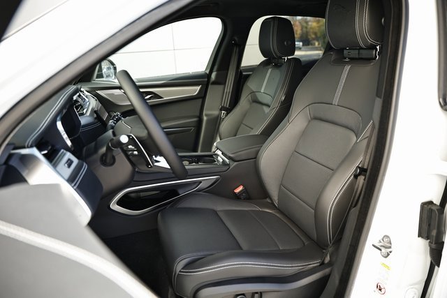 New 2026 Jaguar F-PACE R-Dynamic S image 18