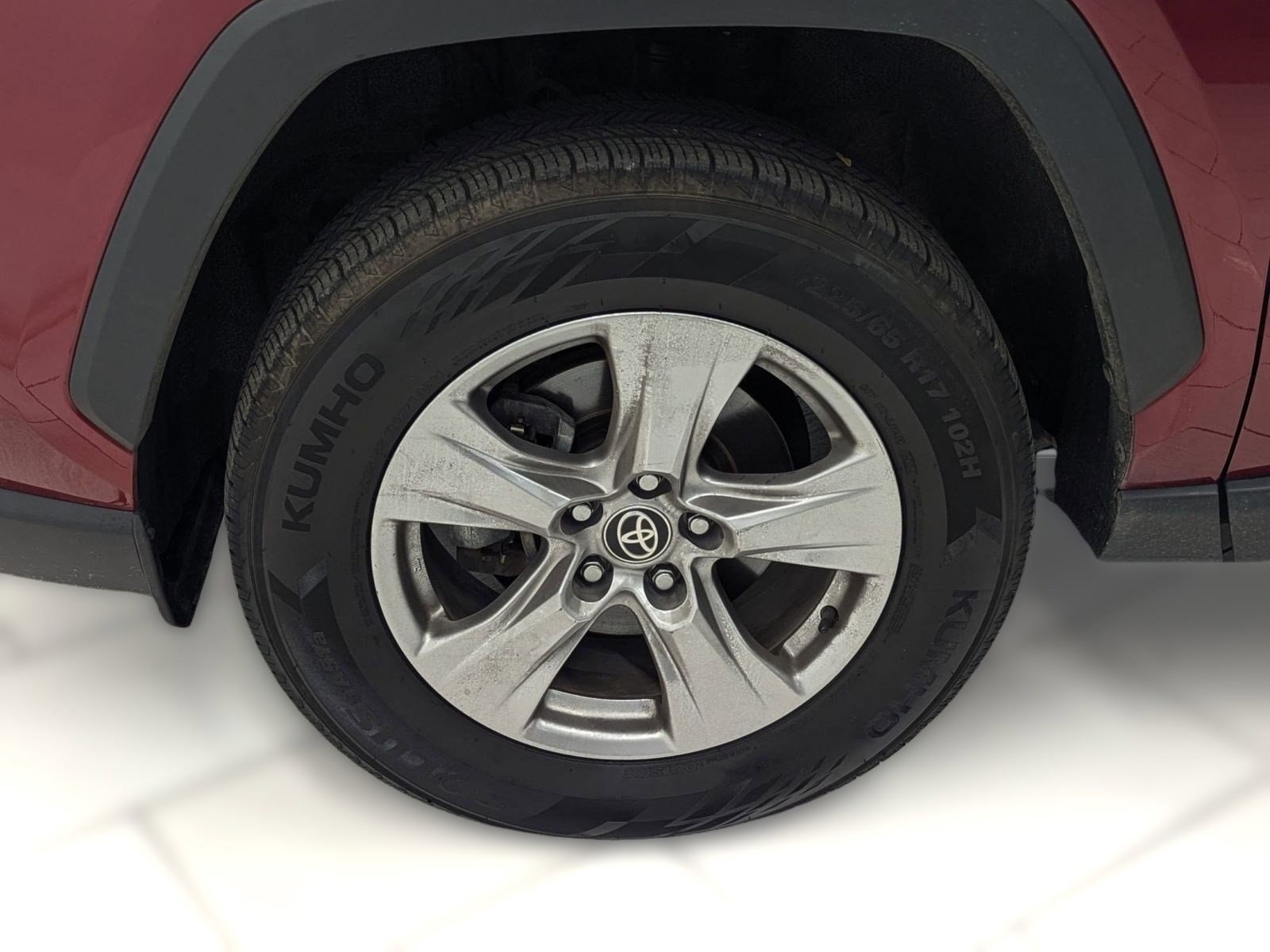 Used 2023 Toyota RAV4 XLE image 9