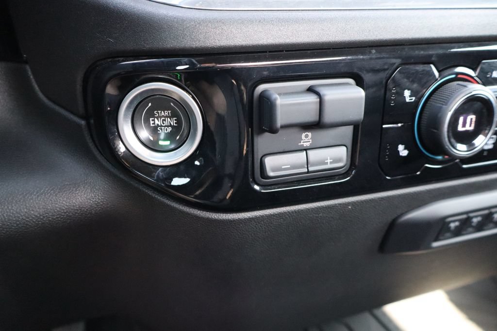 Used 2024 Chevrolet Silverado 3500 LT w/ Convenience Package AWD/4WD image 12