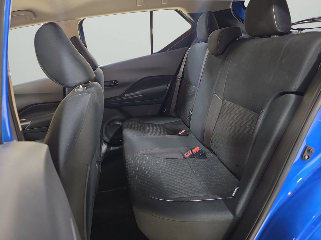 Used 2022 Nissan Kicks S w/ Interior Electronics Package FWD image 15