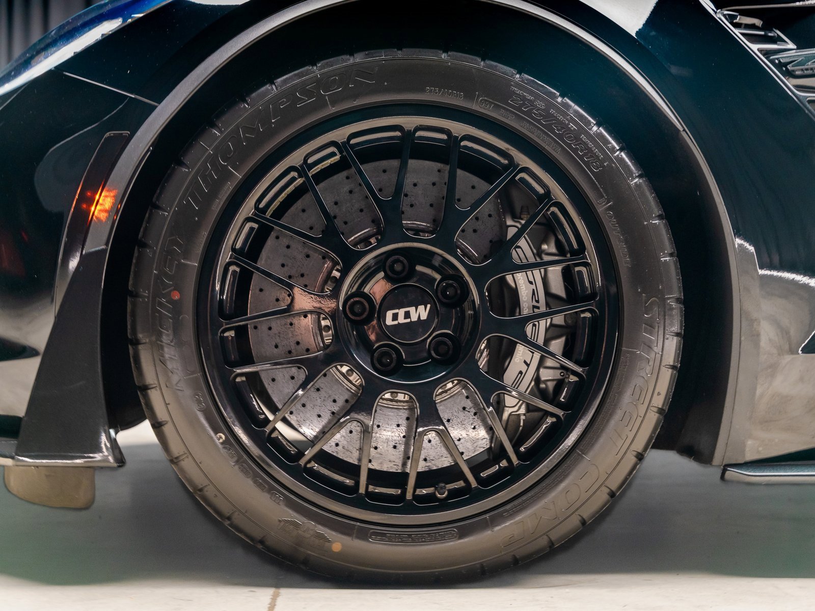 Used 2016 Chevrolet Corvette Z06 w/ 3LZ Preferred Equipment Group image 22