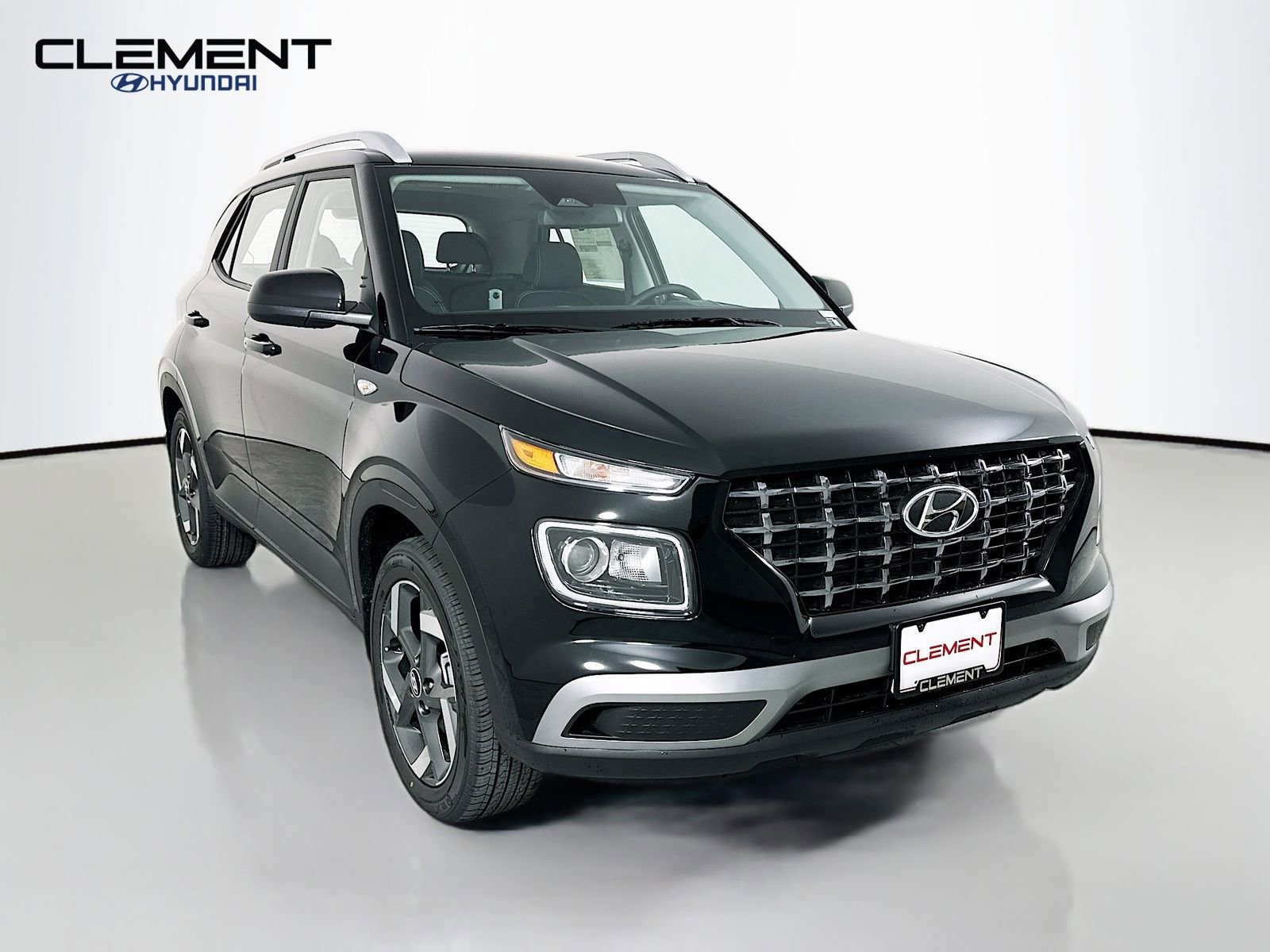 New 2026 Hyundai Venue SEL FWD image 3