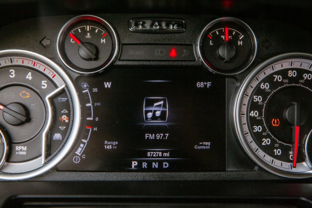 Used 2017 RAM 2500 Laramie w/ Convenience Group image 18