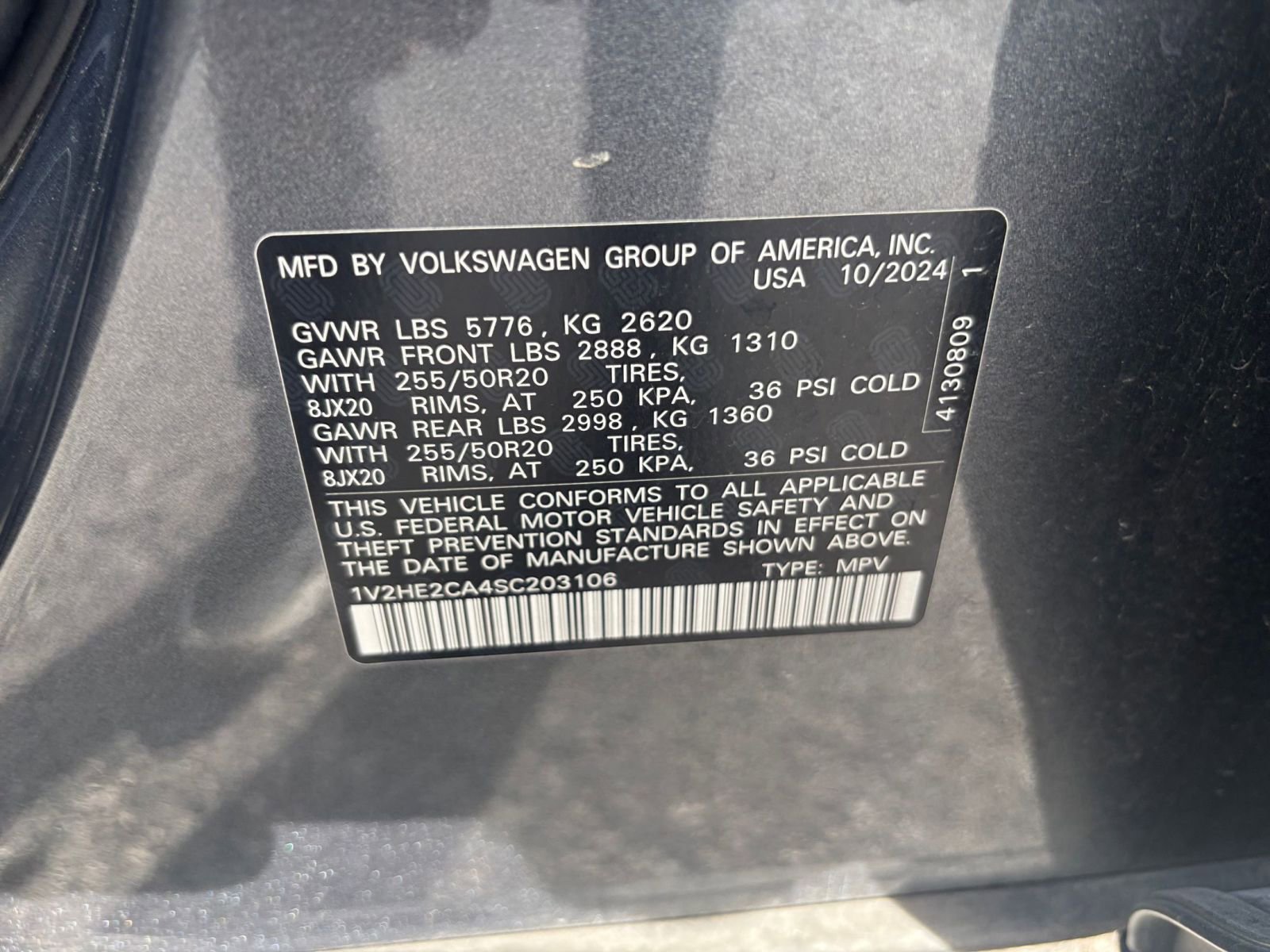 Used 2025 Volkswagen Atlas Cross Sport SE image 27