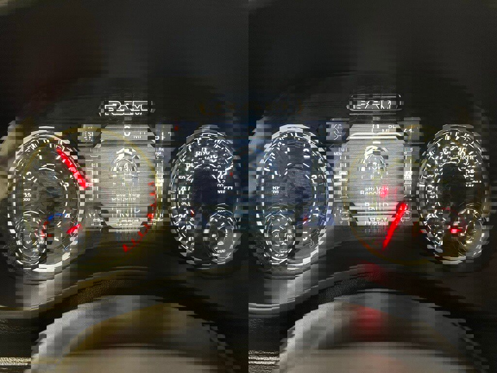 Used 2024 RAM 3500 Laramie image 25