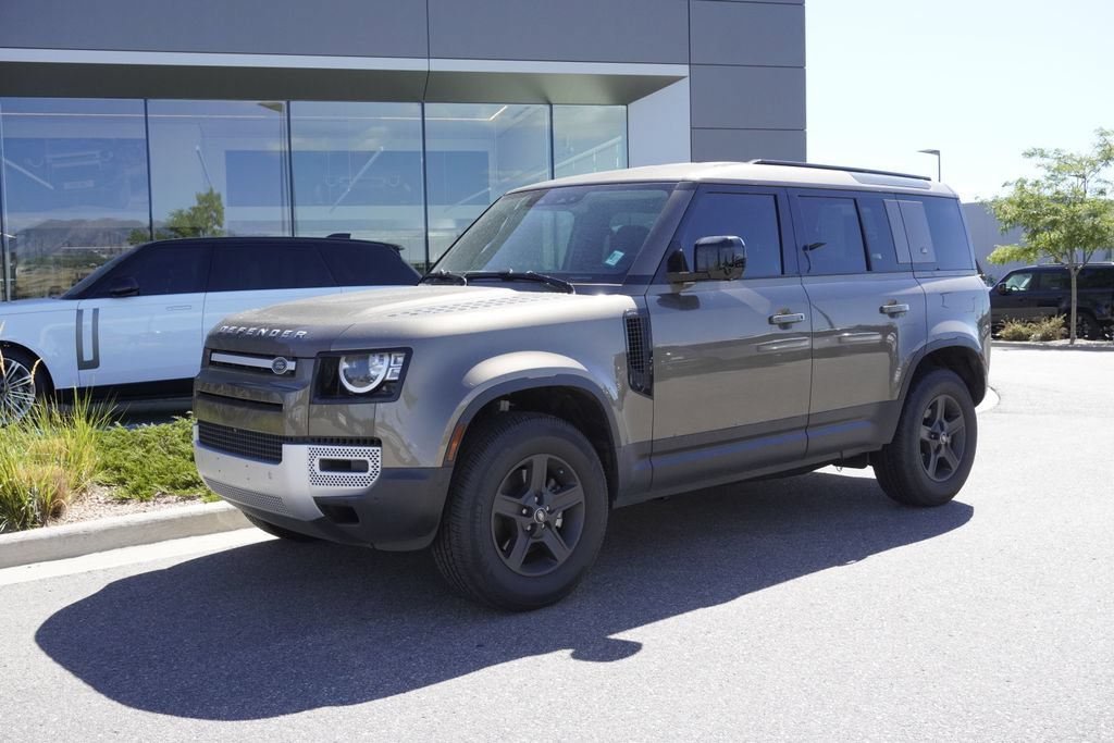 Used 2023 Land Rover Defender 110 S AWD/4WD image 3