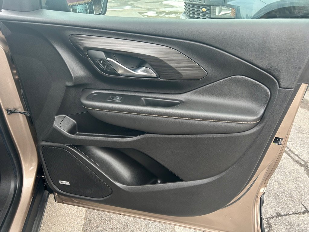 Used 2018 GMC Terrain SLT w/ Preferred Package image 22