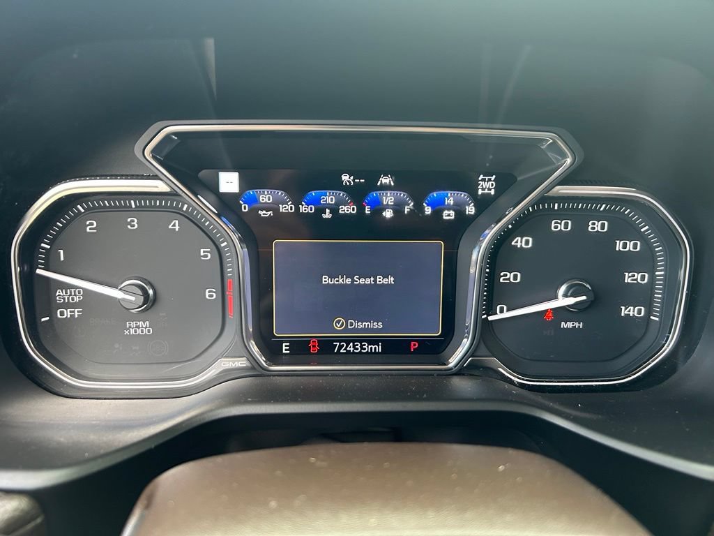 Used 2021 GMC Yukon Denali w/ Advanced Technology Package AWD/4WD image 13