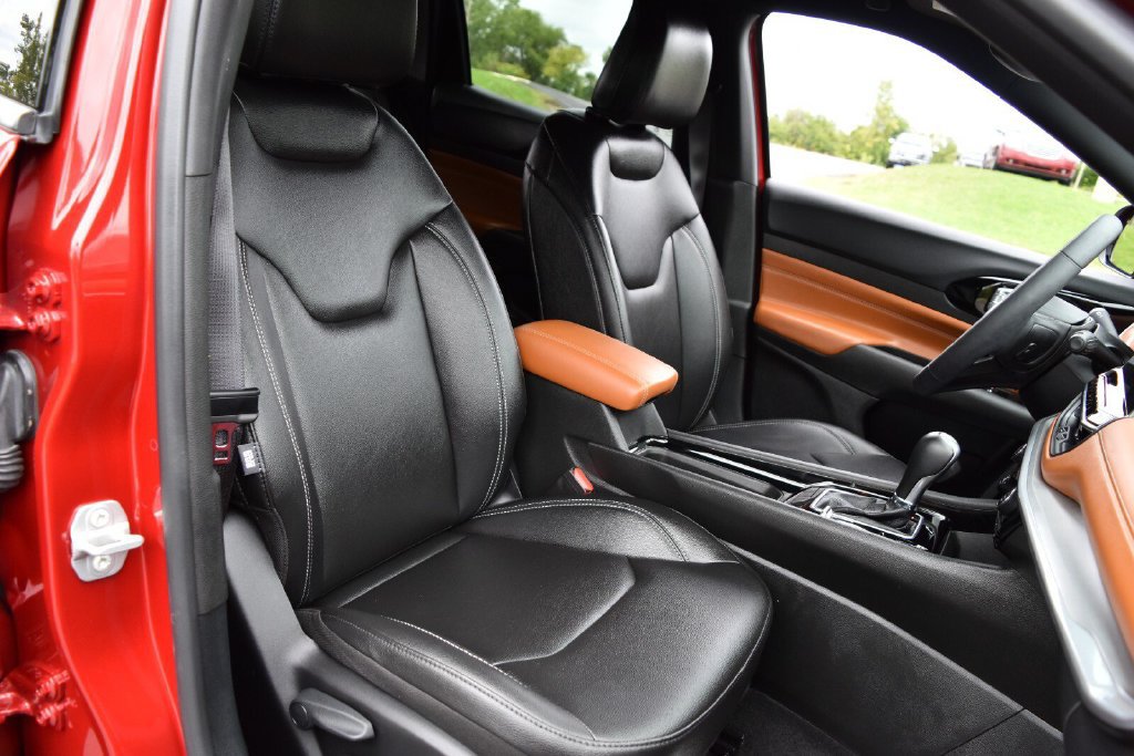 Certified 2025 Jeep Compass Limited AWD/4WD image 29