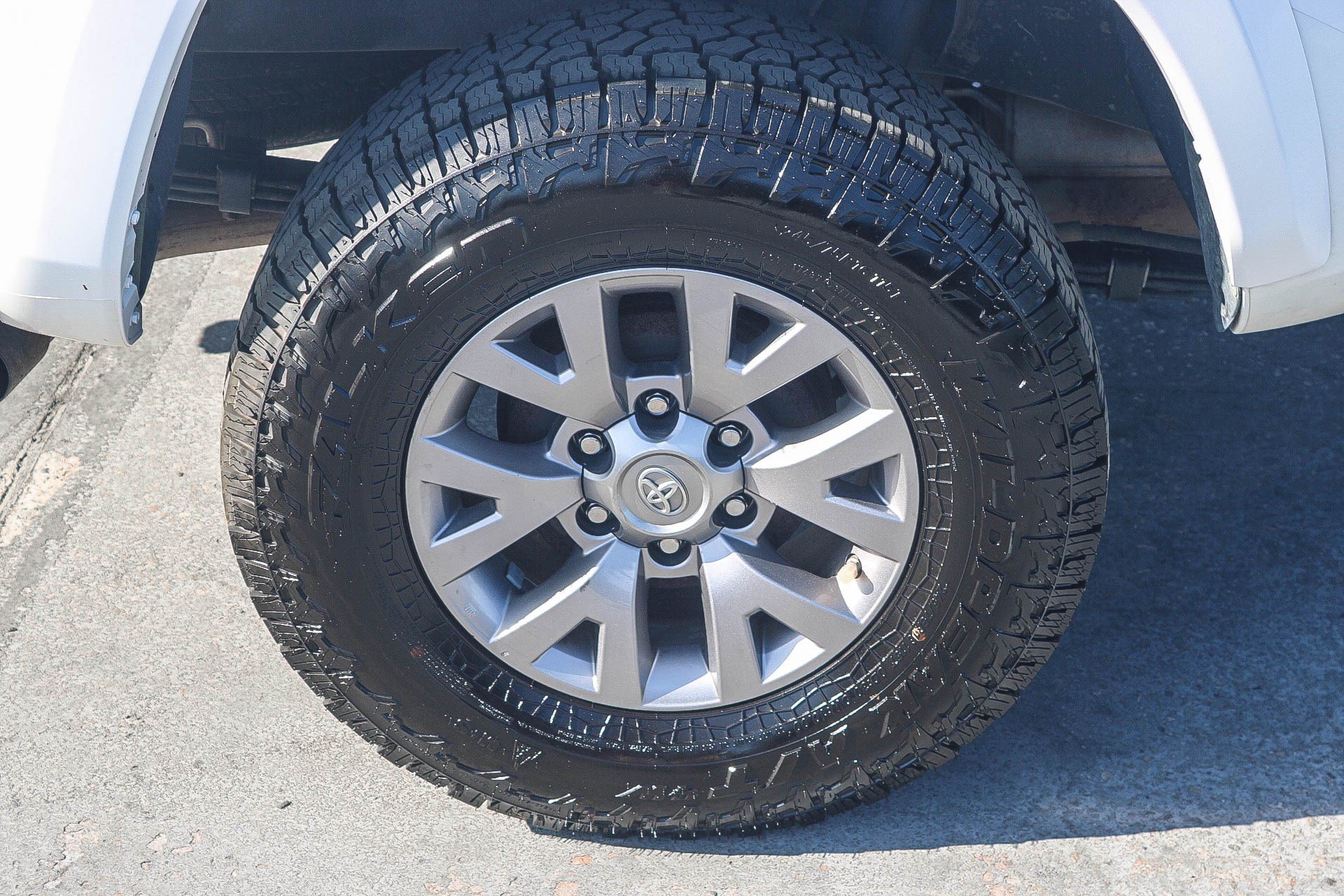 Used 2019 Toyota Tacoma SR5 AWD/4WD image 12