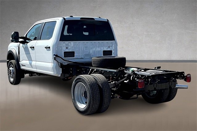 New 2026 Ford F550 4x4 Crew Cab Super Duty w/ XL Chrome Package image 3