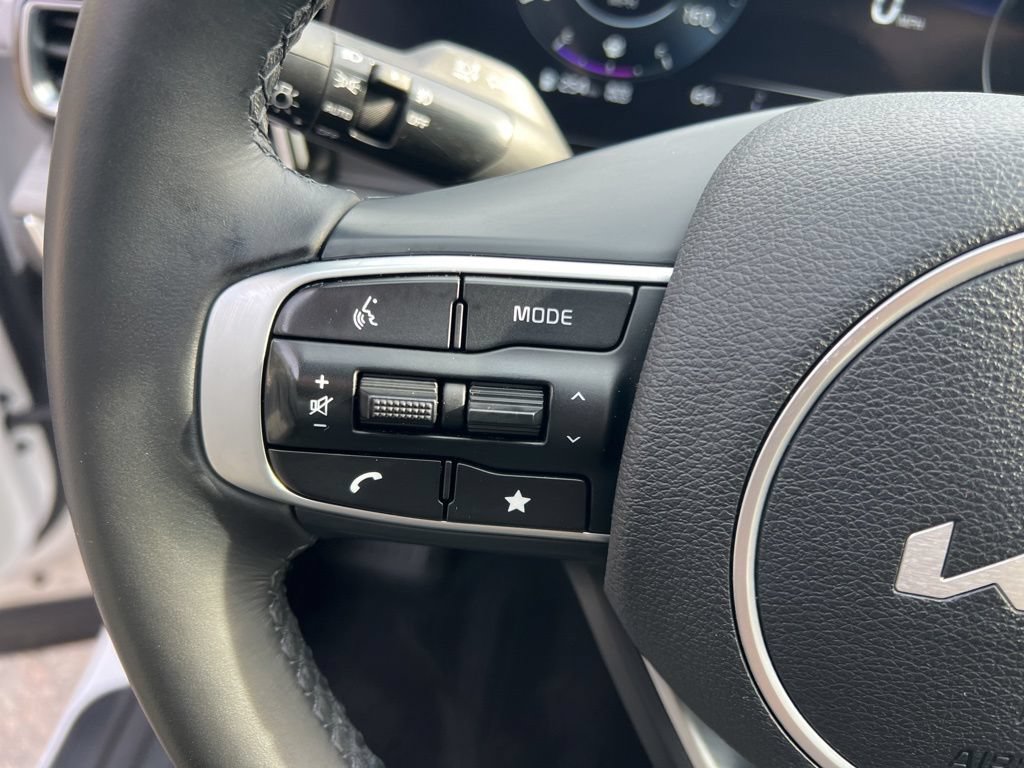 Certified 2023 Kia Sportage X-Pro AWD/4WD image 16